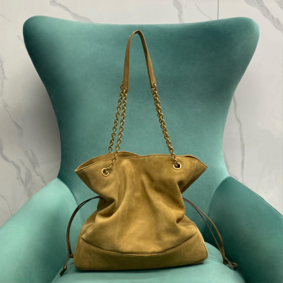 생로랑 스웨이드 소재의 JAMIE 쇼퍼 809824 34935cm 옐로우02.jpg