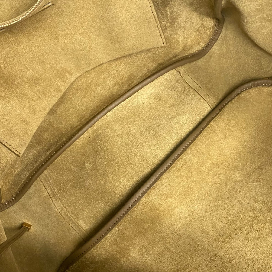 생로랑 스웨이드 소재의 LE 5 A 7 BEA 763435 502818cm 옐로우6.jpg