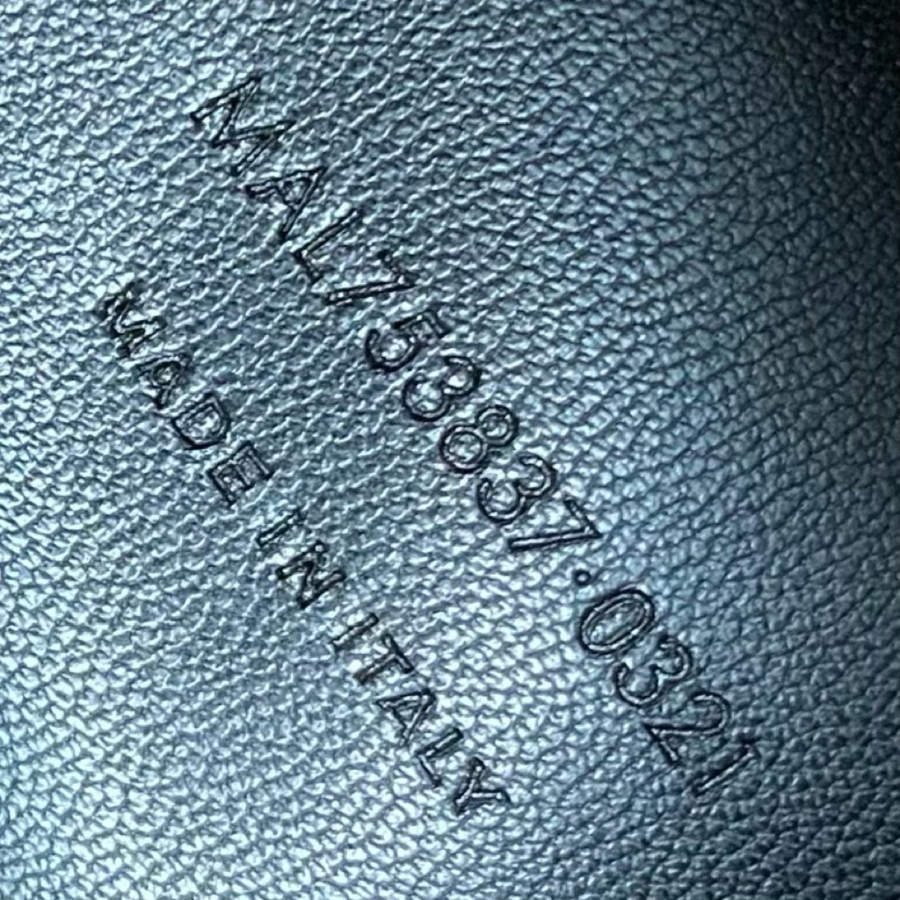 생로랑 스웨이드 소재의 LE 5 A 7 소프트 라지백 753837 301331cm 그레이9.jpg