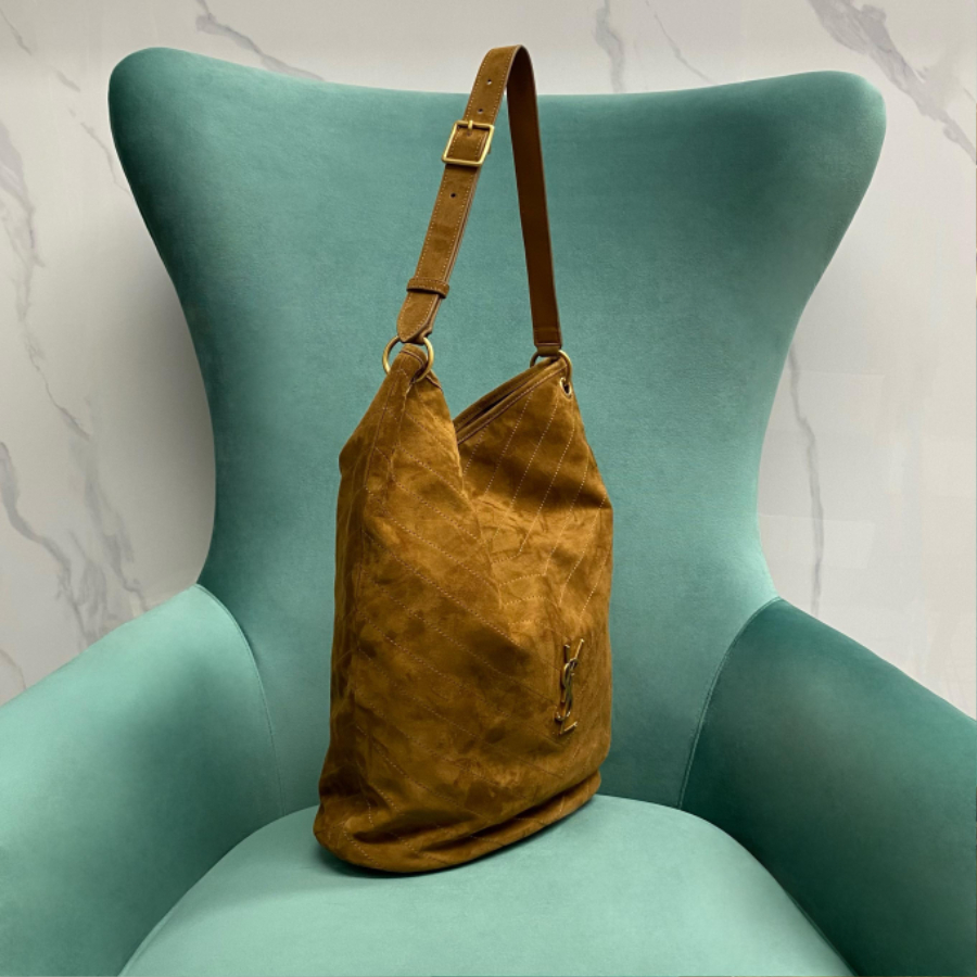 생로랑 스웨이드 소재의 유연한 NIKI 버킷 백 844346 331640cm 브라운4.jpg