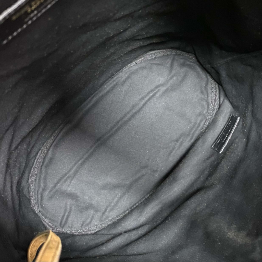 생로랑 스웨이드 소재의 유연한 NIKI 버킷 백 844346 331640cm 브라운3.jpg