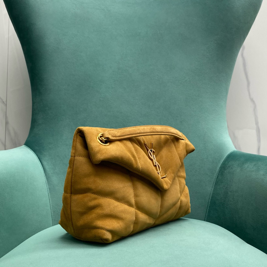 생로랑 스웨이드 퀼팅 가죽 소재 PUFFER 스몰 577476 291118cm 브라운3.jpg