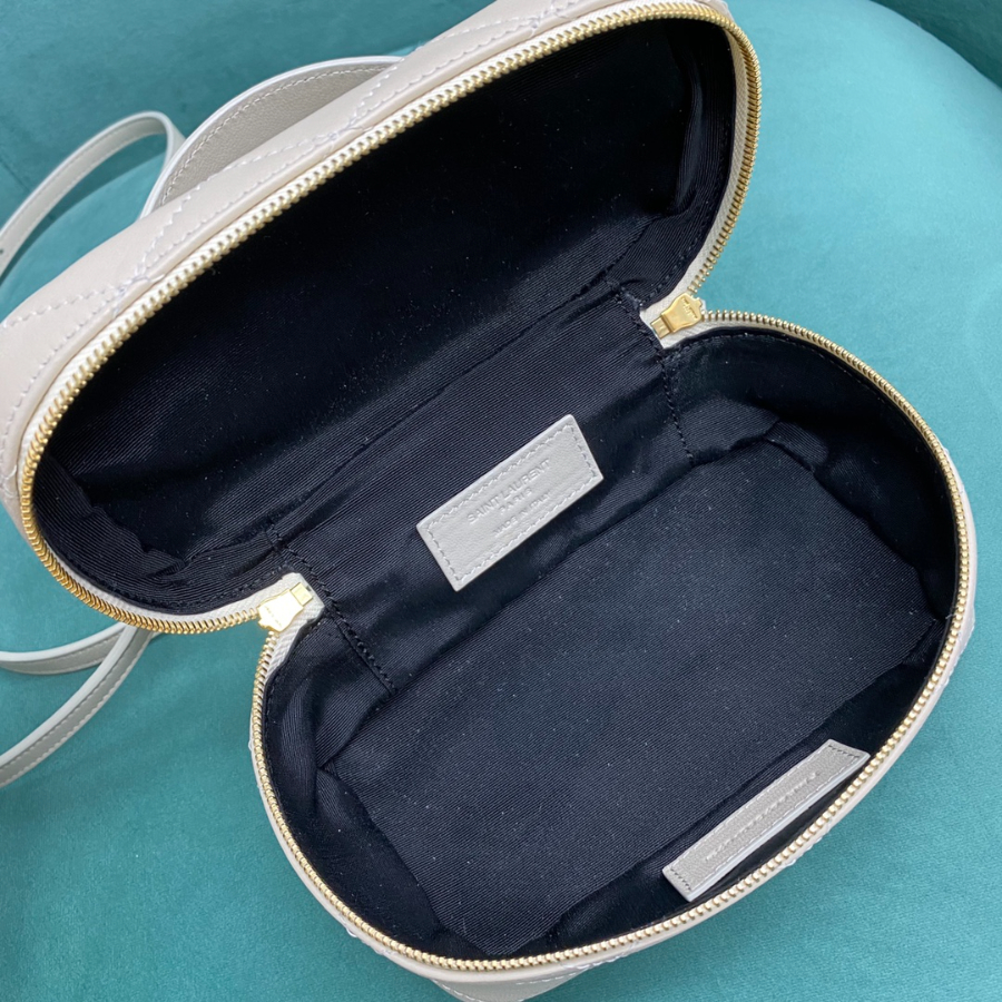 생로랑 신트라 숄더백 669560 화이트 1789cm5.jpg