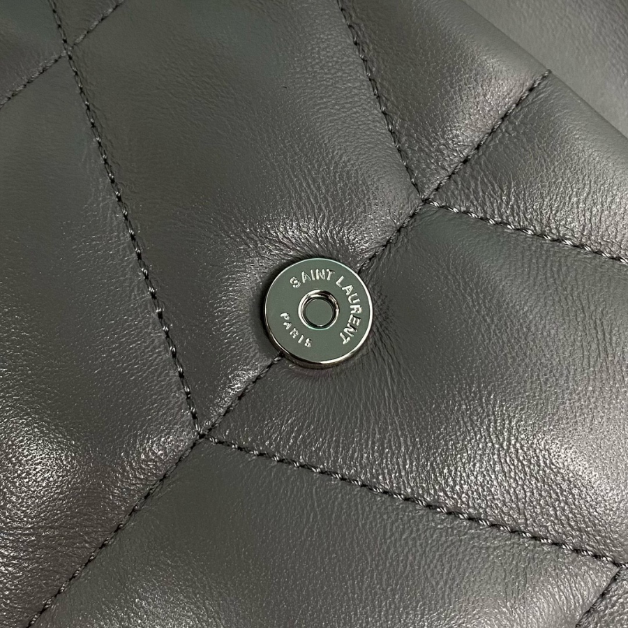 생로랑 양가죽 PUFFER 토이 759337 238.515.5cm 그레이 은장7.jpg