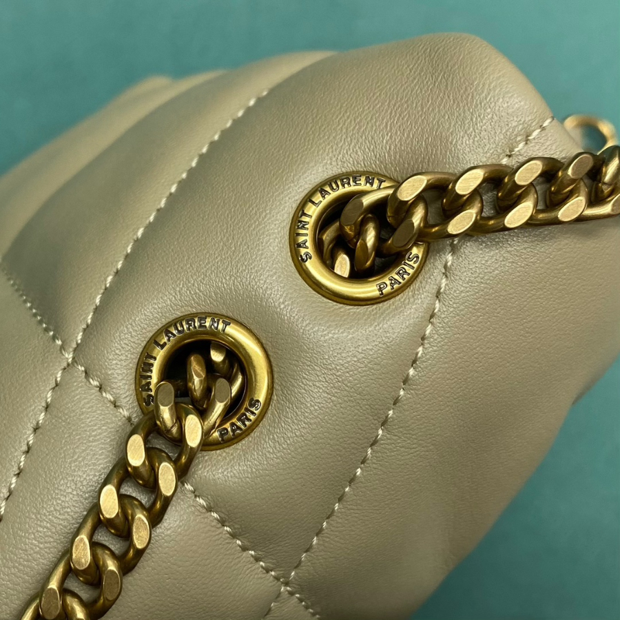 생로랑 양가죽 PUFFER 토이 759337 238.515.5cm 다크 베이지7.jpg