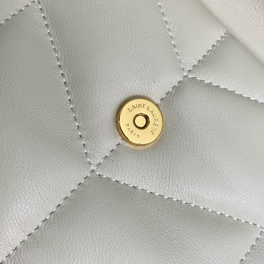 생로랑 양가죽 PUFFER 토이 759337 238.515.5cm 라이트 베이지6.jpg