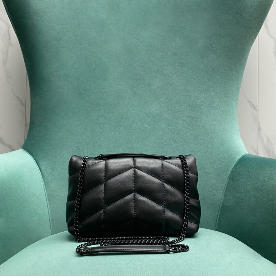 생로랑 양가죽 PUFFER 토이 759337 238.515.5cm 쏘 블랙2.jpg