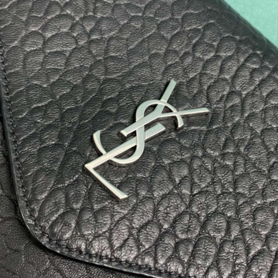 생로랑 엔벨로프 스트랩 파우치 블랙 801490 22617cm08.jpg