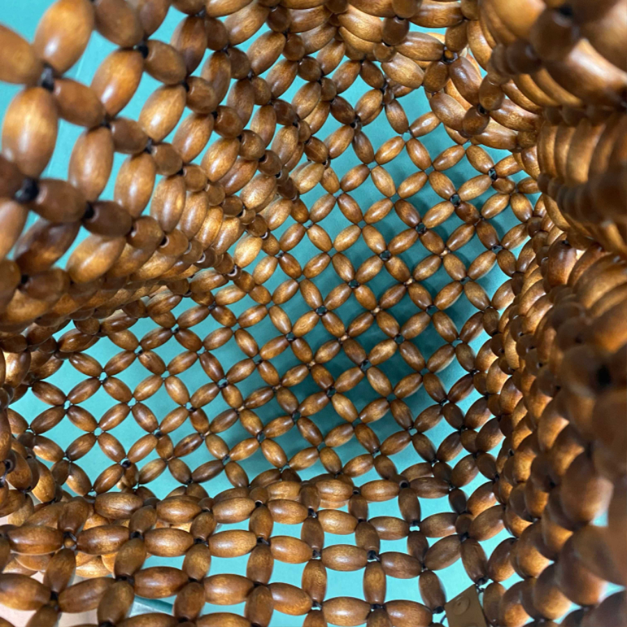 생로랑 우드 비즈 소재의 LE 5 A 7 라지백 823807 303510cm 브라운3.jpg