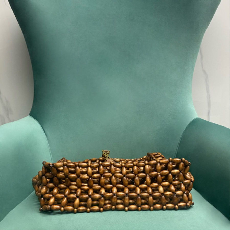 생로랑 우드 비즈 소재의 LE 5 A 7 라지백 823807 303510cm 브라운5.jpg