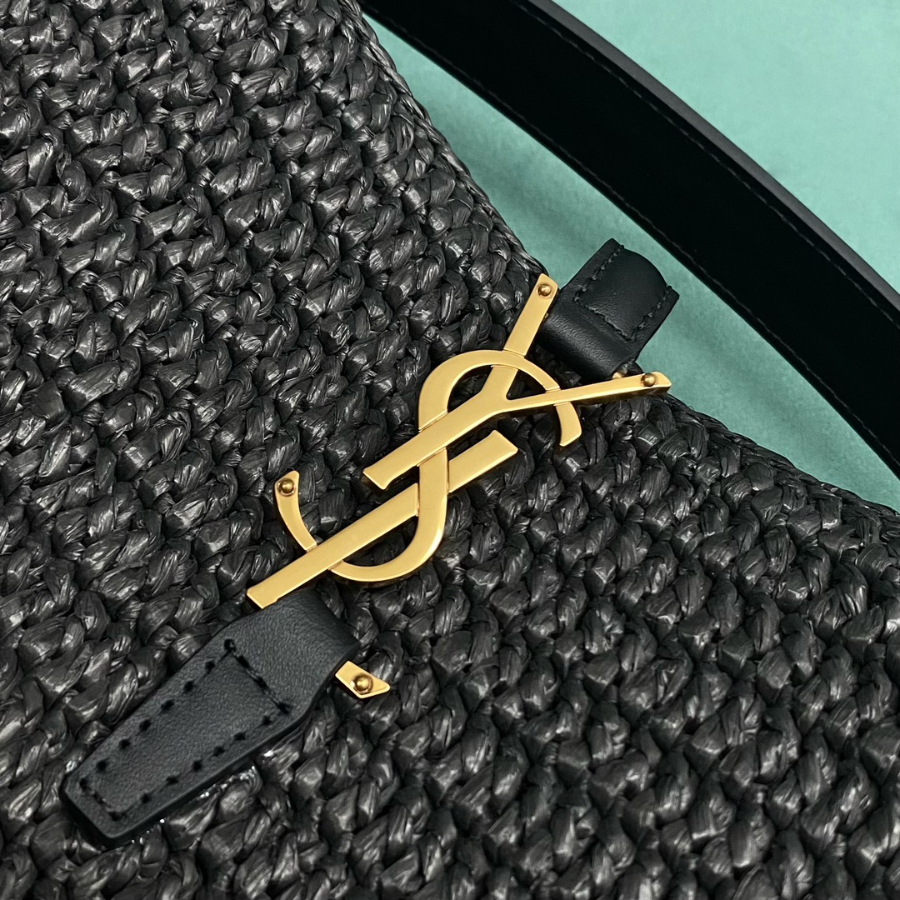 생로랑 우븐 라피아 및 베지터블 태닝 가죽 소재의 LE 37 773991 201625cm 블랙6.jpg