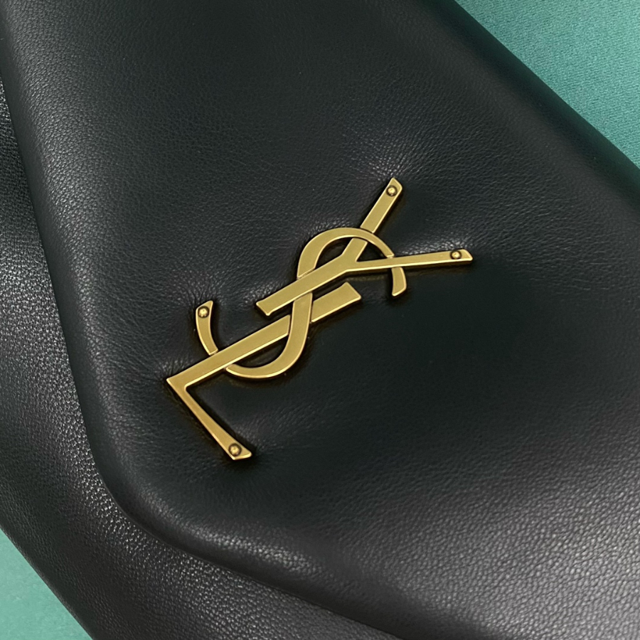 생로랑 칼립소 라지 그레인드 램스킨 블랙 734153 26714cm7.jpg