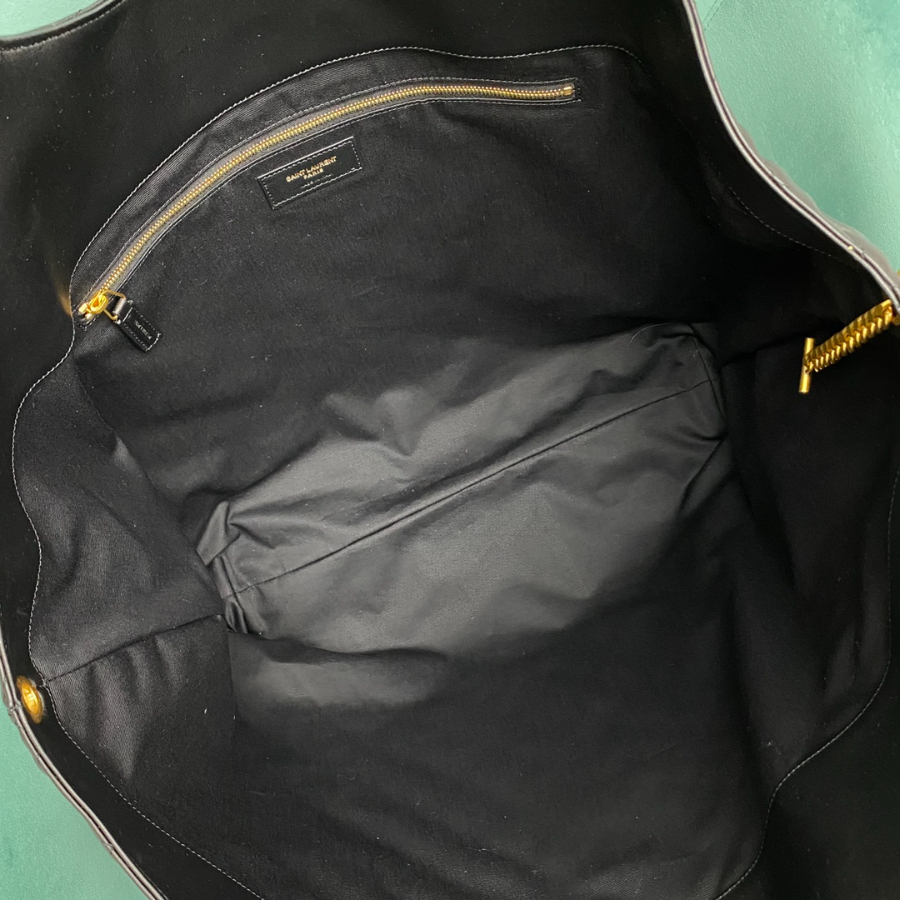 생로랑 퀼트 처리된 램스킨 소재의 ICARE 맥시 쇼퍼백 블랙 698651 38843cm9.jpg