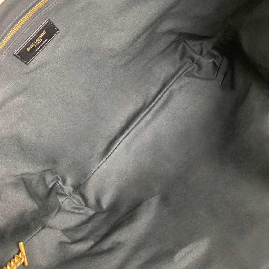 생로랑 퀼트 처리된 램스킨 소재의 ICARE 맥시 쇼퍼백 화이트 698652 357.542cm9.jpg