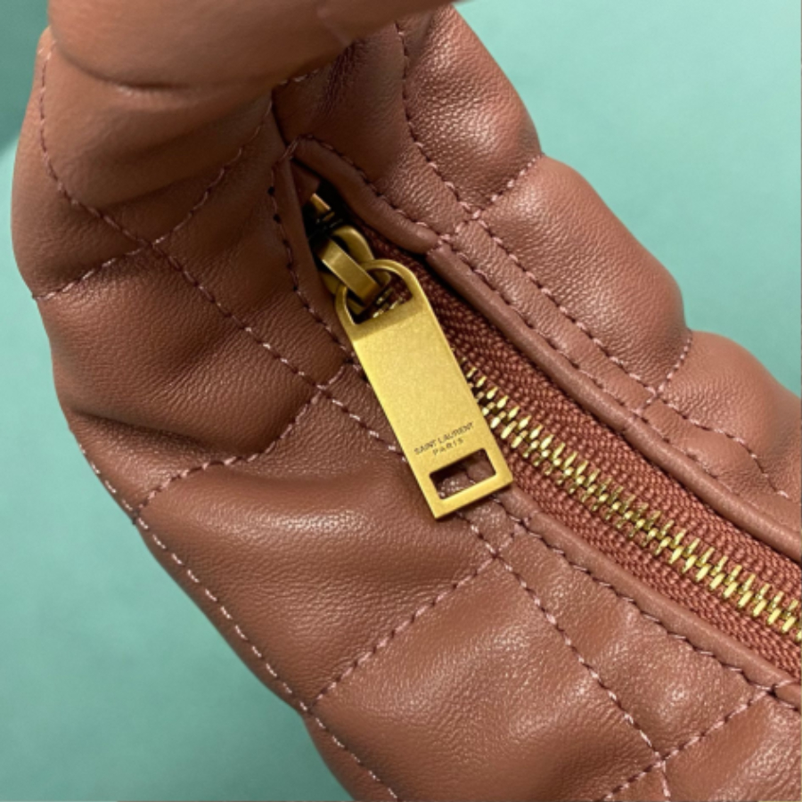 생로랑 퀼팅 스웨이드 소재 ICARINO 851689 17313cm 라이트 대추색6.jpg