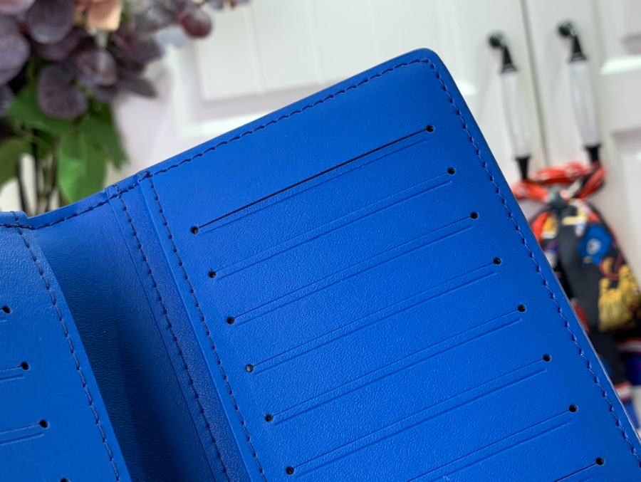 루이비통 LV 에어로그램 장지갑 블루 M82284 10192cm7.jpg