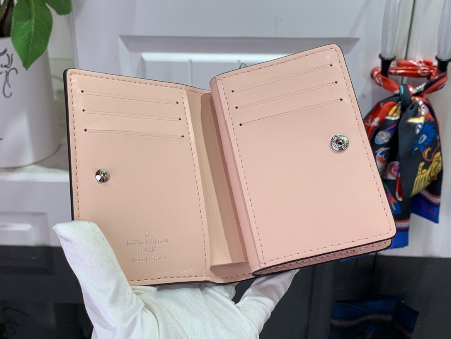 루이비통 M80629 클레아 지퍼 월릿 2컬러 118.53.5cm6.jpg