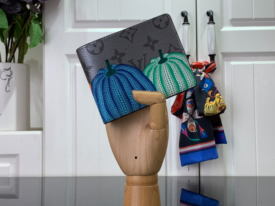 루이비통 YK 마르코 월릿 M82101 1192cm1.jpg