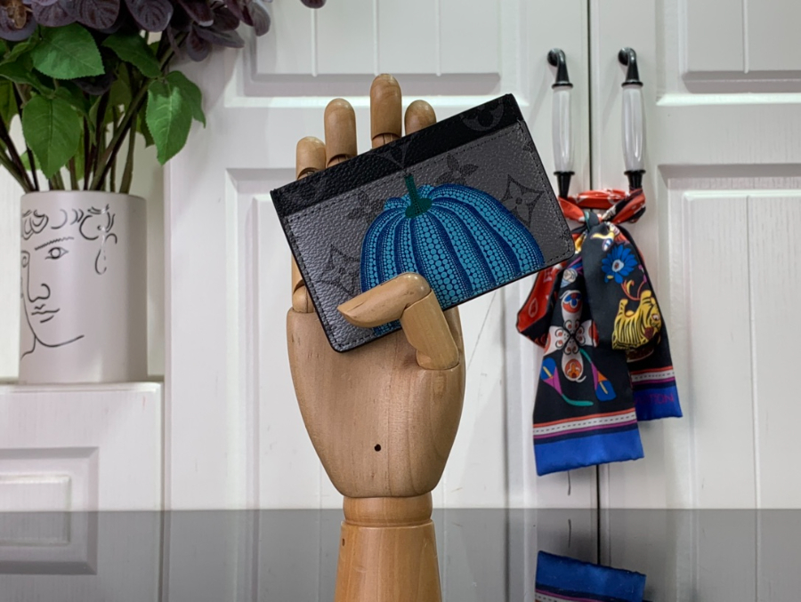 루이비통 YK 포르테 카르트 심플 M81968 1170.5cm1.jpg