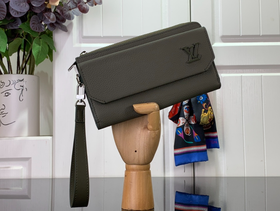 루이비통 뉴 롱 월릿 초록색 M69831 20112.5cm1.jpg