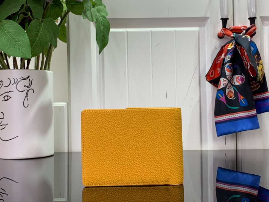 루이비통 멀티플 월릿 반지갑 옐로우 M69829 11.591.5cm2.jpg