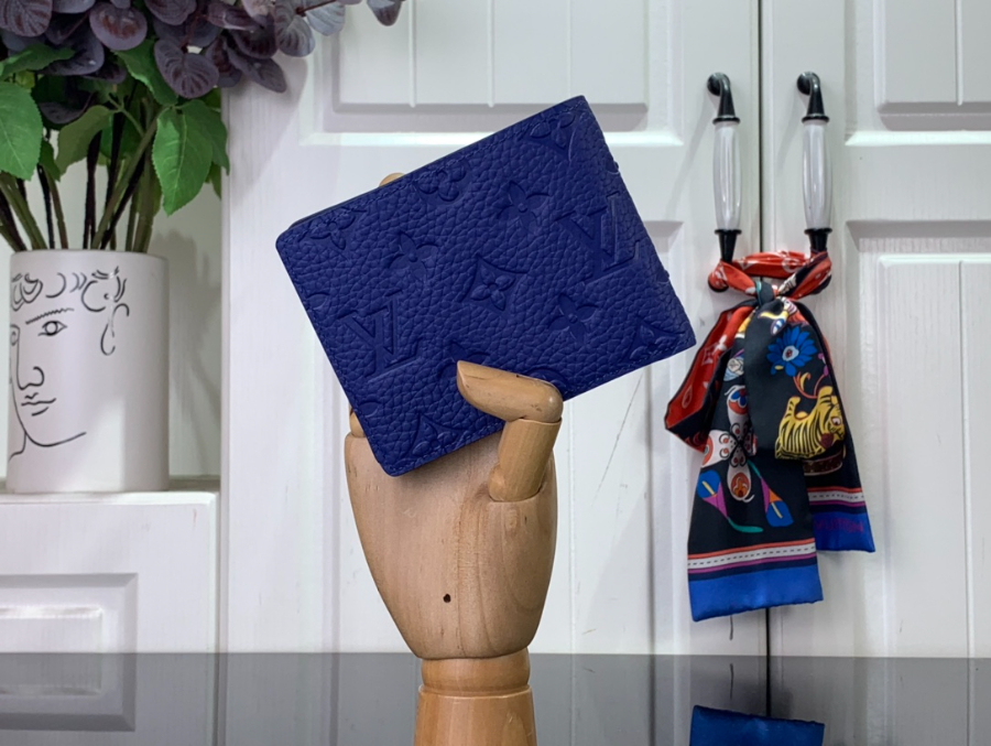 루이비통 멀티플 월릿 블루 M82563 11.591.5cm1.jpg