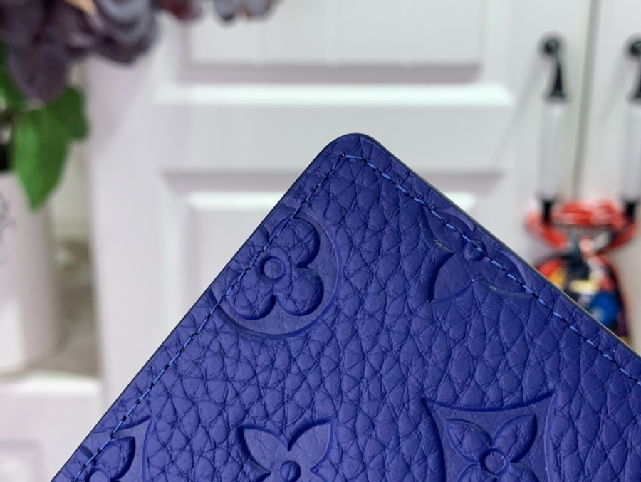 루이비통 멀티플 월릿 블루 M82563 11.591.5cm6.jpg