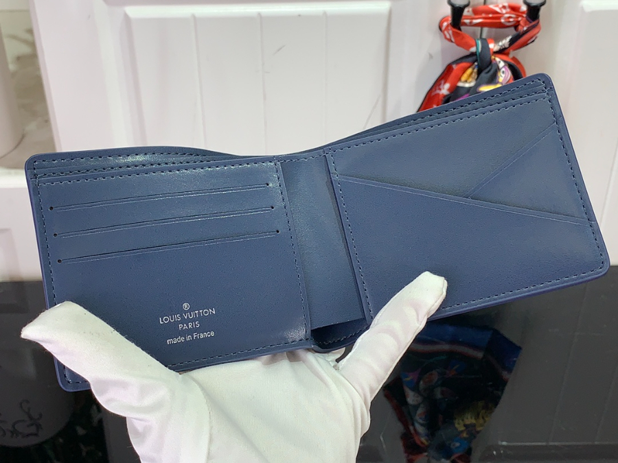 루이비통 모노그램 멀티플 반지갑 M82323 11.591.5cm5.jpg