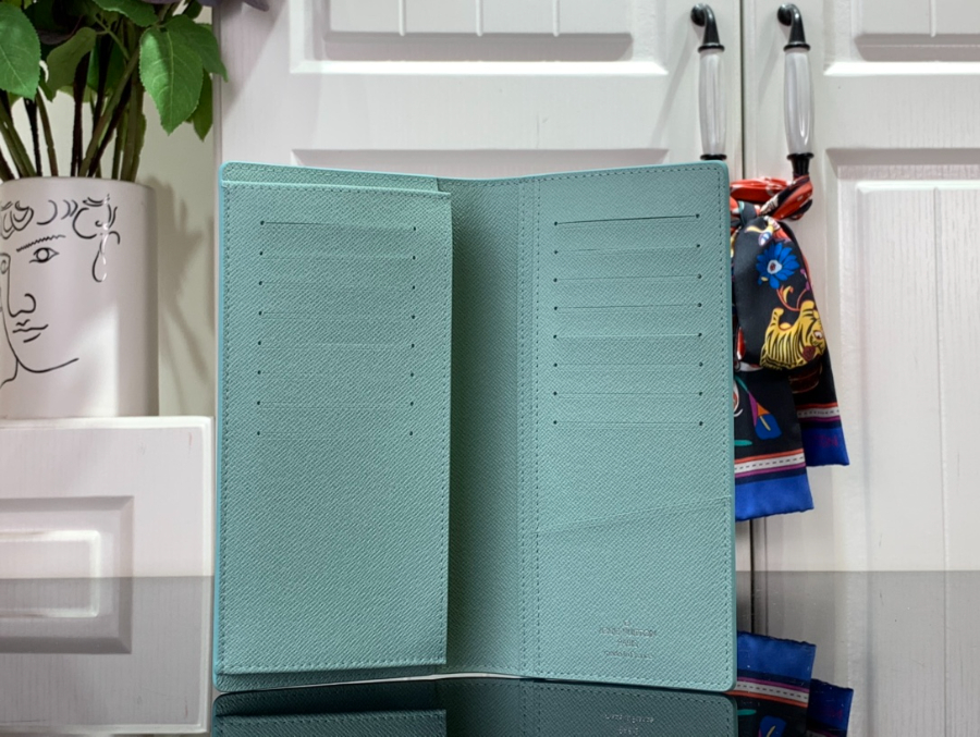 루이비통 브라짜 월릿 장지갑 M82306 10192cm 스카이 블루5.jpg