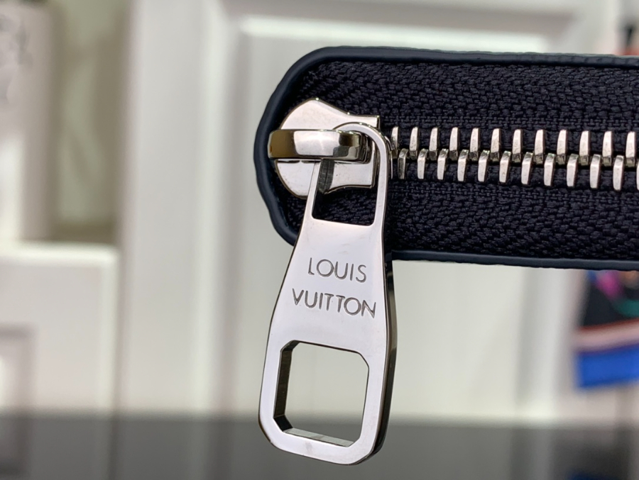 루이비통 브라짜 지퍼 장지갑 M82306 10202cm7.jpg