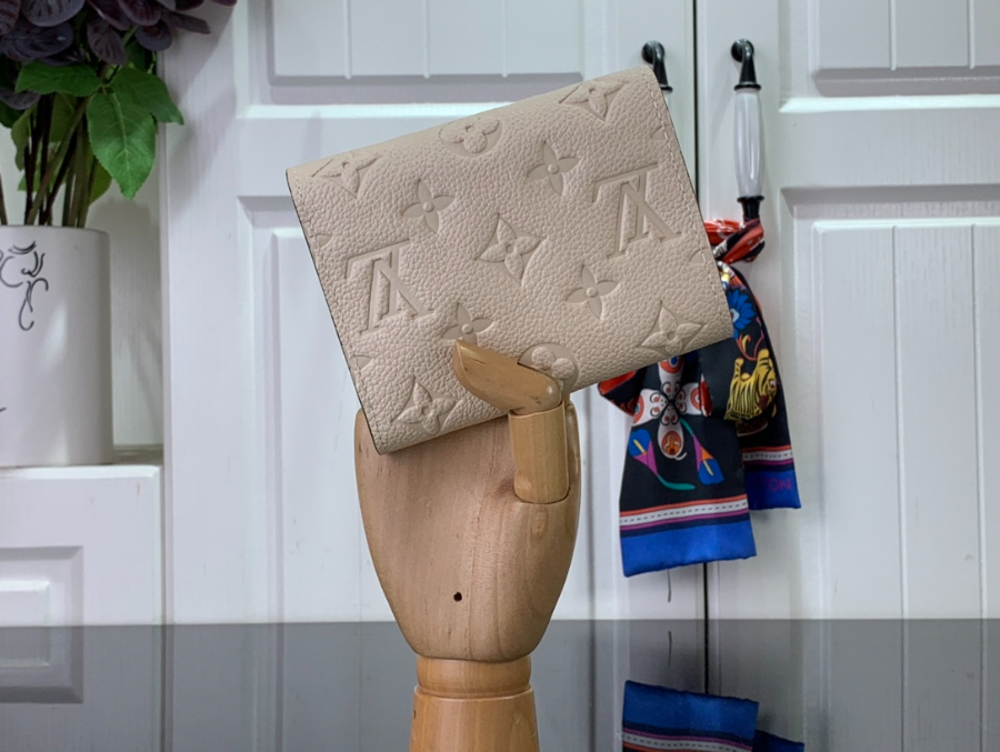 루이비통 빅토린 월릿 M82344 129.51.5cm2.jpg