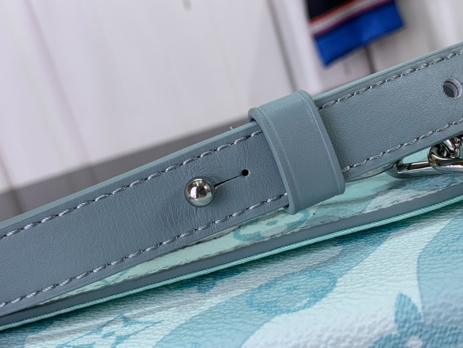 루이비통 스티머 웨어러블 월릿 M22637 18116.5cm8.jpg