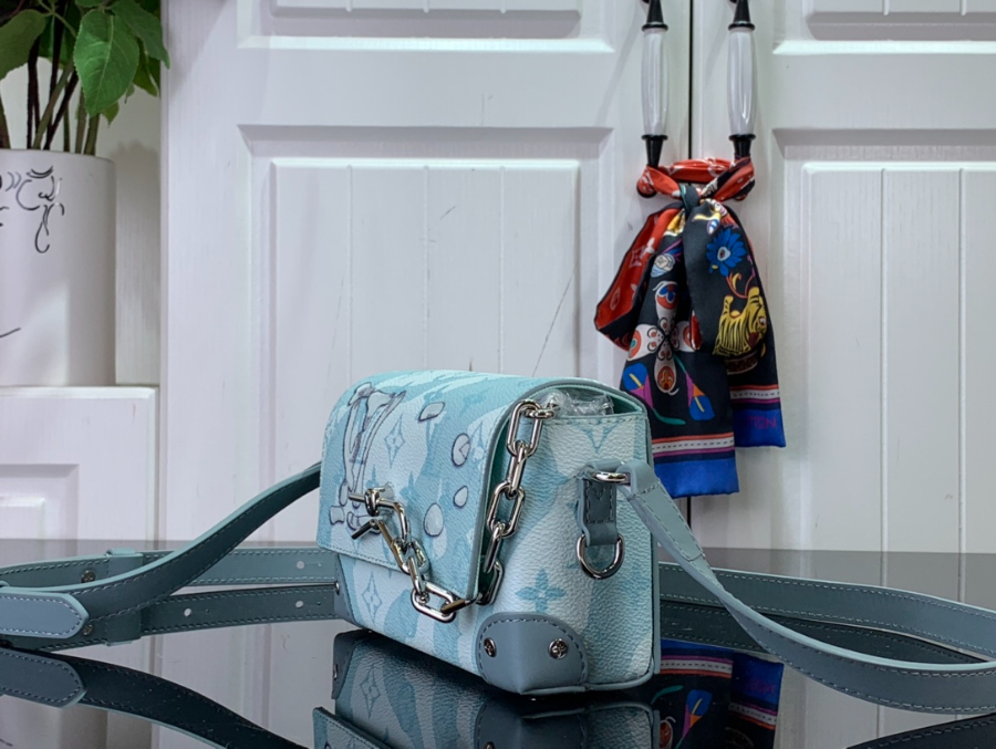 루이비통 스티머 웨어러블 월릿 M22637 18116.5cm3.jpg