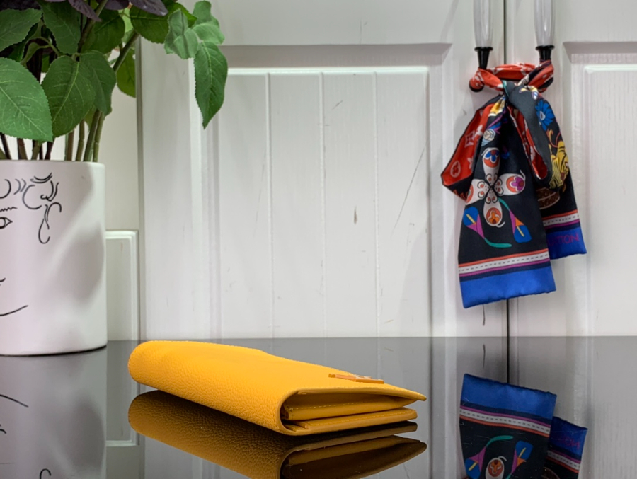 루이비통 에어러그램 브라짜 M81153 10192cm 옐로우4.jpg