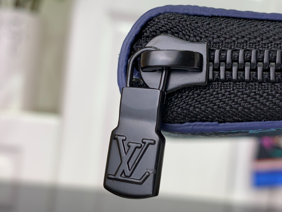 루이비통 지피 버티컬 지갑 M82322 10202cm6.jpg