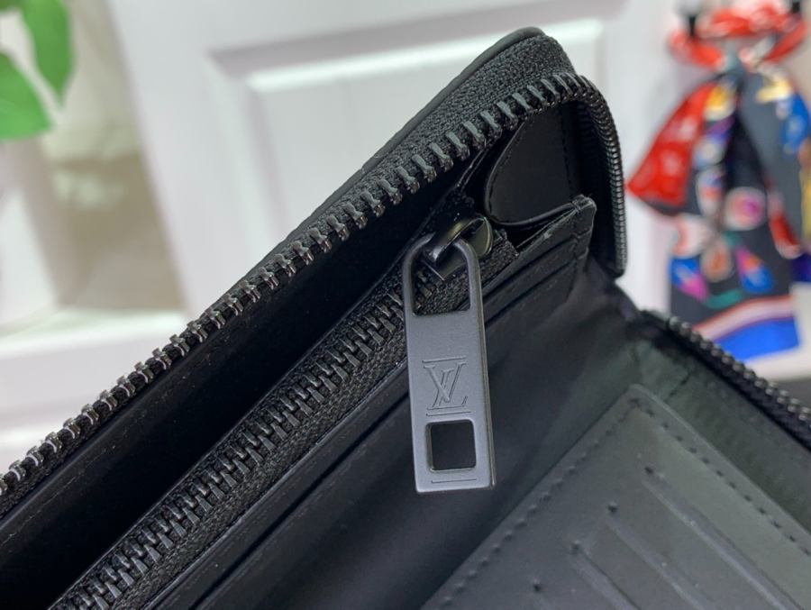 루이비통 지피 월릿 M81743 1컬러 10202cm6.jpg