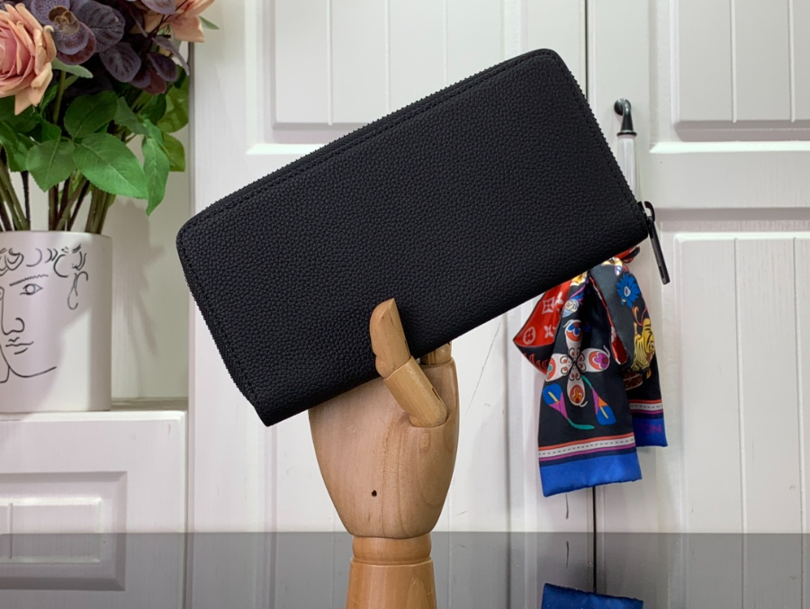 루이비통 지피 월릿 M81743 1컬러 10202cm2.jpg