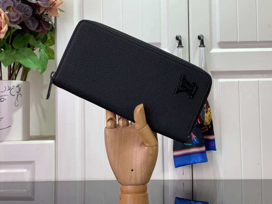 루이비통 지피 월릿 M81743 1컬러 10202cm1.jpg