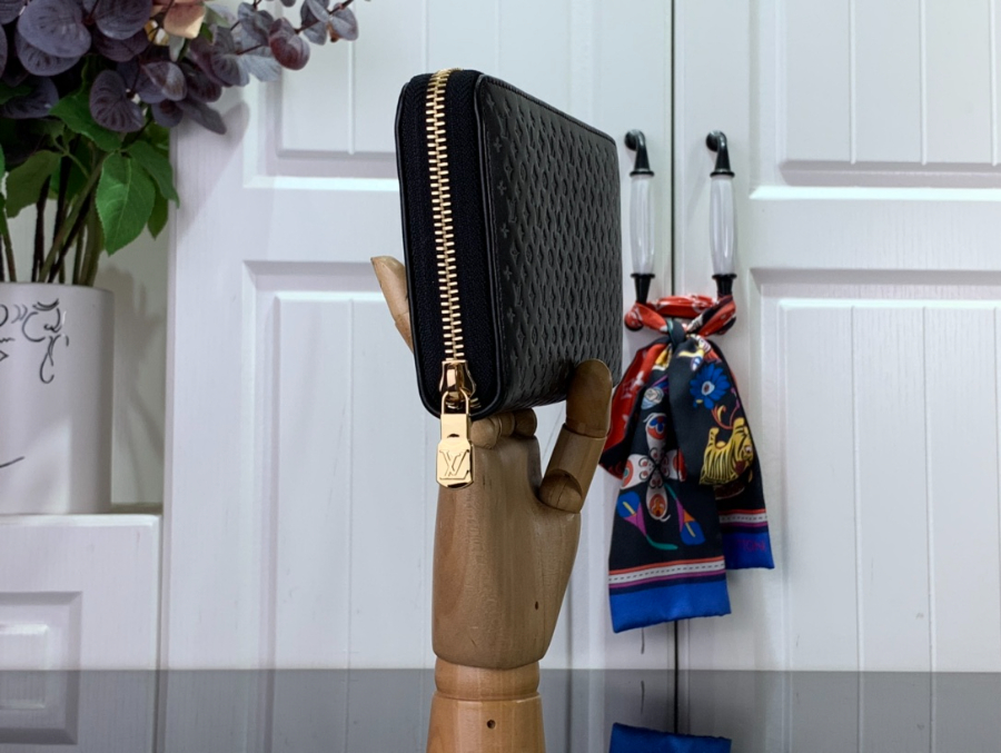 루이비통 지피 월릿 M82233 19.510.52.5cm6.jpg