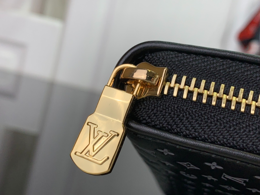 루이비통 지피 월릿 M82233 19.510.52.5cm8.jpg