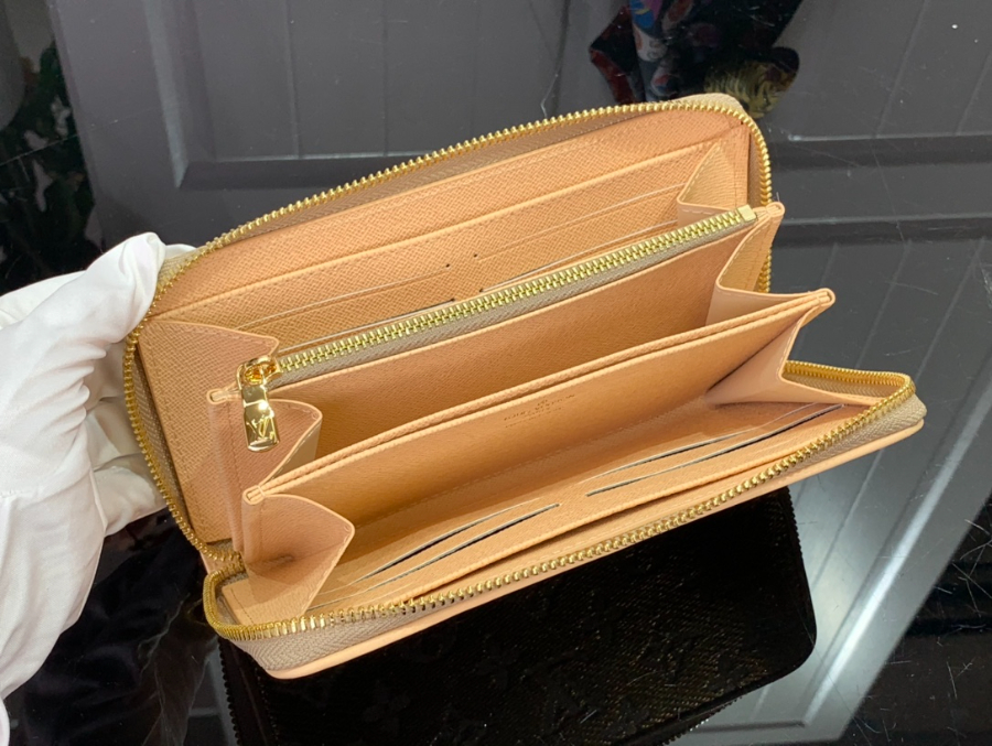 루이비통 지피 월릿 골드 M82468 19.510.52.5cm5.jpg