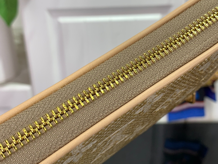 루이비통 지피 월릿 골드 M82468 19.510.52.5cm6.jpg