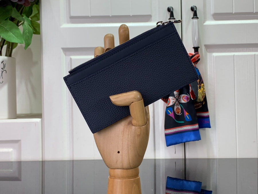 루이비통 코인 카드 홀더 지갑 M82084 814.51cm 1컬러2 (1).jpg