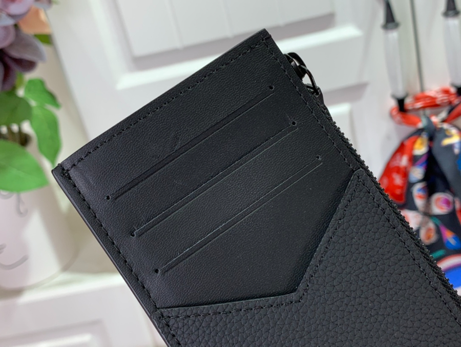 루이비통 코인 카드 홀더 지갑 M82084 814.51cm 1컬러6.jpg