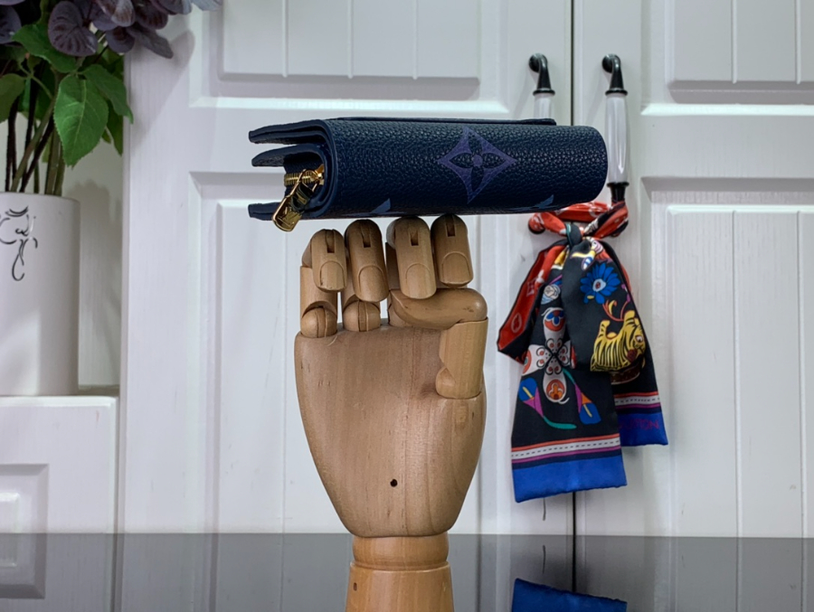 루이비통 클레아 월릿 블루 M82329 118.53.5cm4.jpg