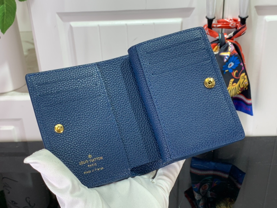 루이비통 클레아 월릿 블루 M82329 118.53.5cm6.jpg