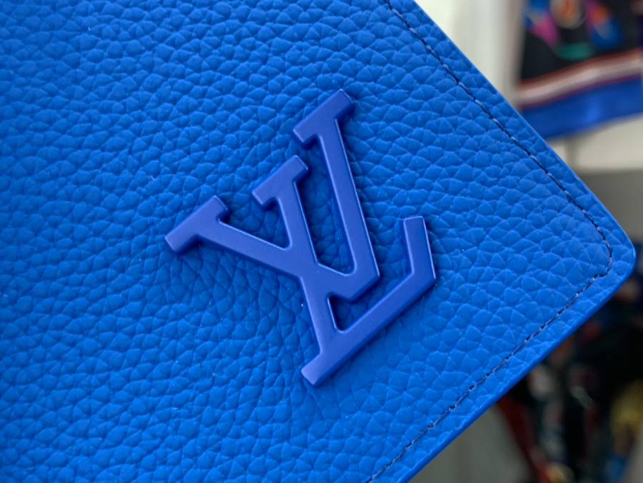 루이비통 포켓 오거나이저 M82275 7.511.11cm 블루7.jpg