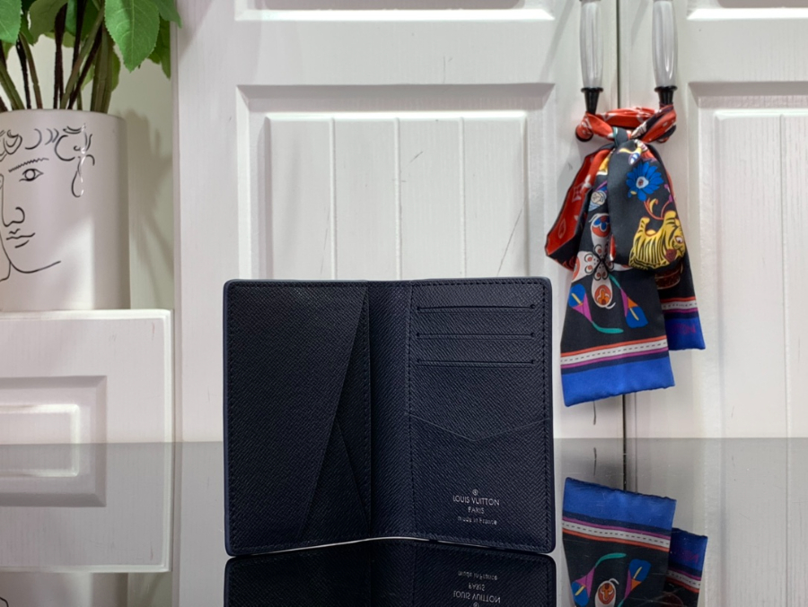 루이비통 포켓 오거나이저 M82308 7.511.11cm5.jpg