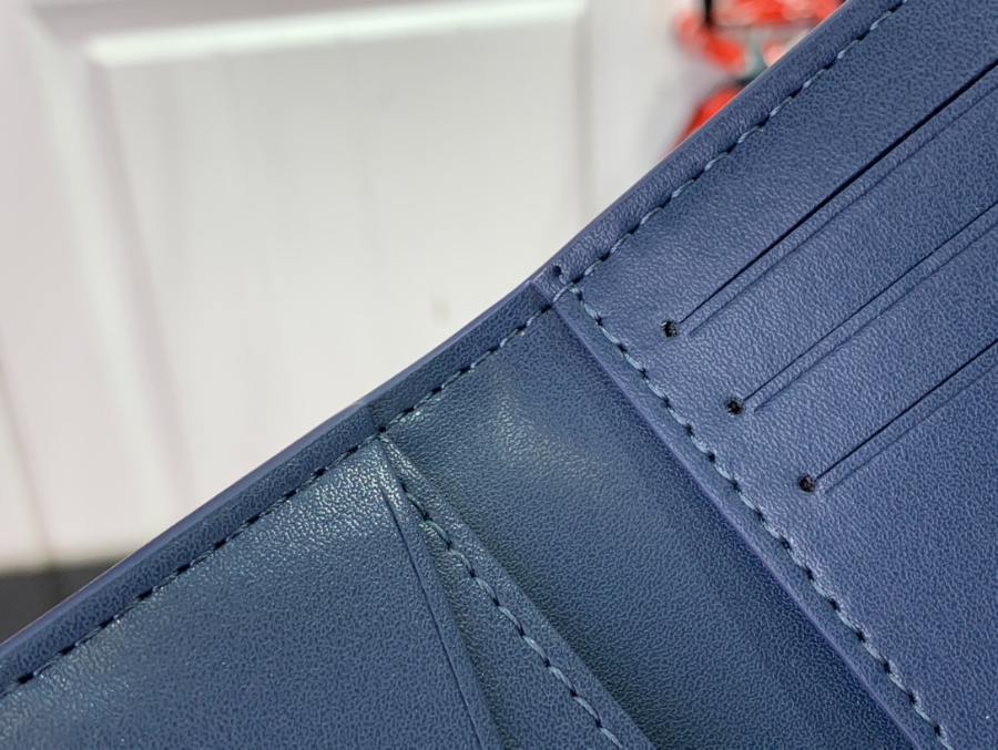 루이비통 포켓 오거나이저 M82324 7.511.11cm7.jpg