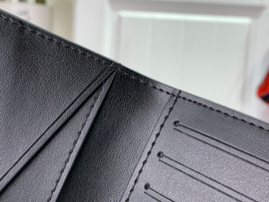 루이비통 포켓 오거나이저 M82372 7.511.11cm6.jpg